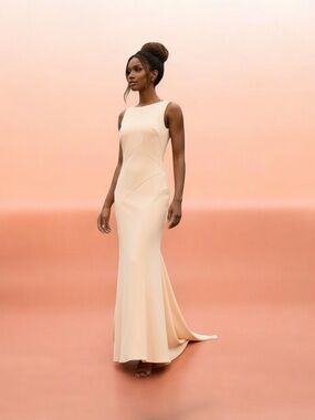 Elegant Sleeveless Cream Evening Gown